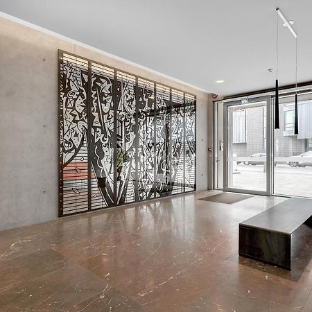 Cozy And Modern Apartment - Best Location In レイキャヴィーク エクステリア 写真
